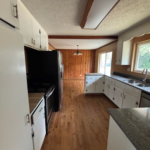 Tiny photo for 135 Lynwood Drive, Aiken, SC 29803 (MLS # 222114)