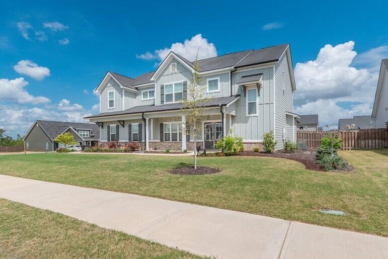 8241 Crossbow Landing