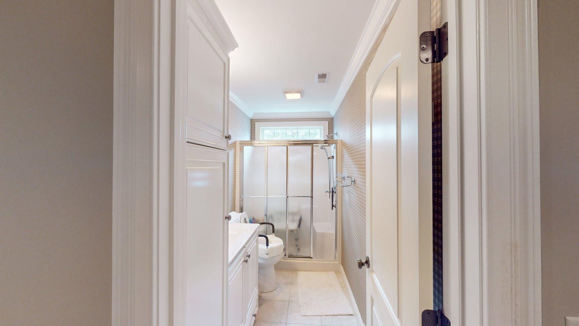 Aiken, South Carolina 29803, United States, 4 Bedrooms Bedrooms, ,3 BathroomsBathrooms,Residential,Pending,65298