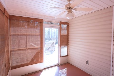 Tiny photo for 37 Summerset Court, Aiken, SC 29803 (MLS # 222120)