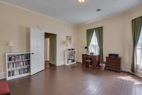 Tiny photo for 501 Buncombe Street, Edgefield, SC 29824 (MLS # 214829)