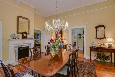 Tiny photo for 501 Buncombe Street, Edgefield, SC 29824 (MLS # 214829)