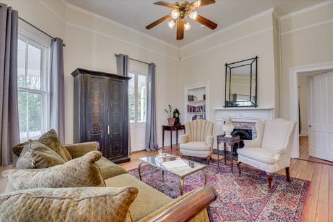 Tiny photo for 501 Buncombe Street, Edgefield, SC 29824 (MLS # 214829)