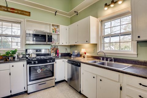 Tiny photo for 501 Buncombe Street, Edgefield, SC 29824 (MLS # 214829)