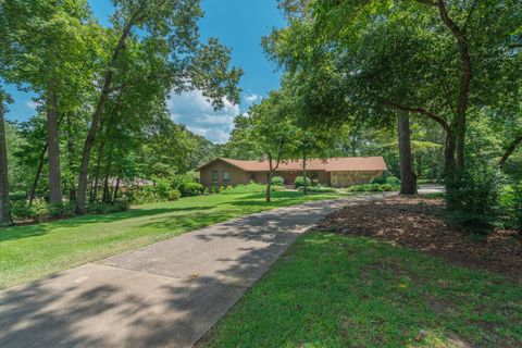 Single Family Residence in Aiken SC 10 Inverness Street 2.jpg