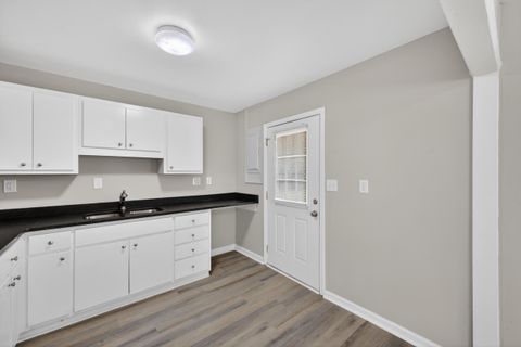 Tiny photo for 1111 Alderman Street NE, Aiken, SC 29801 (MLS # 221243)