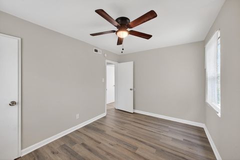 Tiny photo for 1111 Alderman Street NE, Aiken, SC 29801 (MLS # 221243)