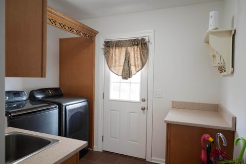 Tiny photo for 102 Carmen Court, Clinton, SC 29325 (MLS # 221230)