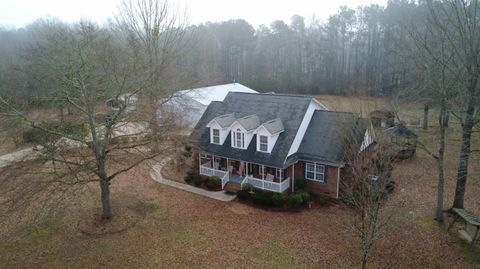 Photo of 102 Carmen Court, Clinton, SC 29325 (MLS # 221230)