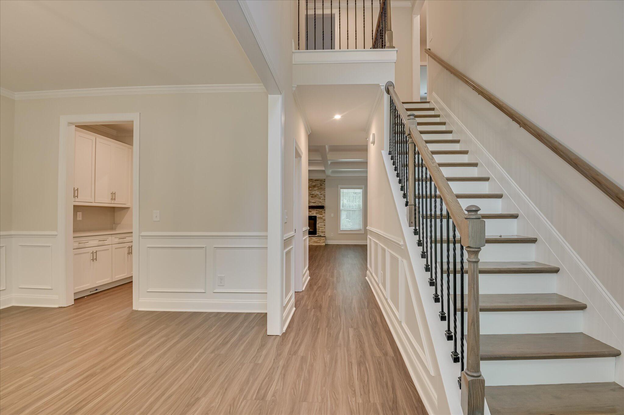 004 Collins Reed Road