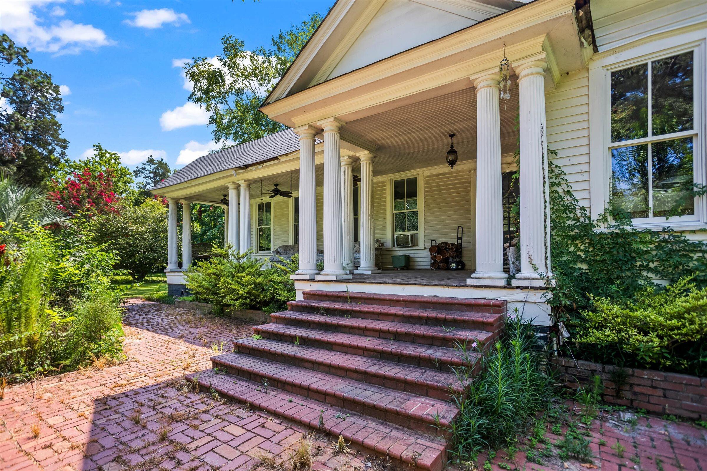 312 Horry Street SE