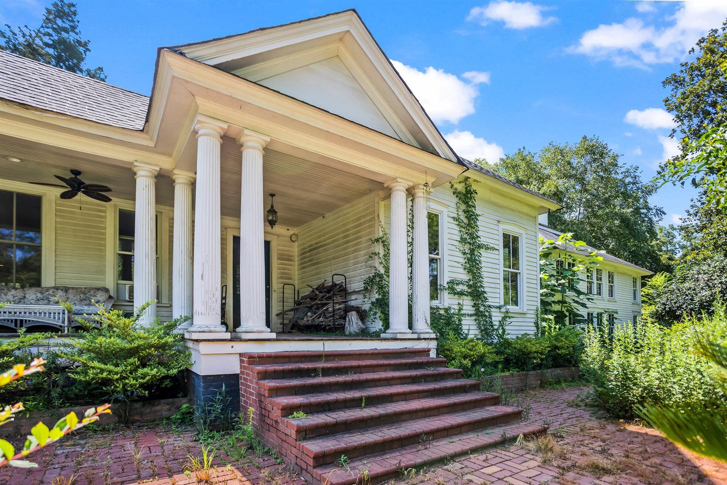 312 Horry Street SE