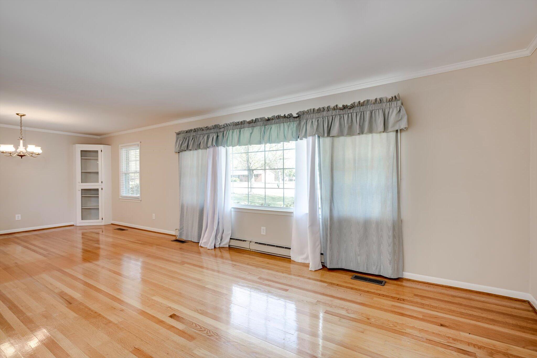 468 Williston Road 1