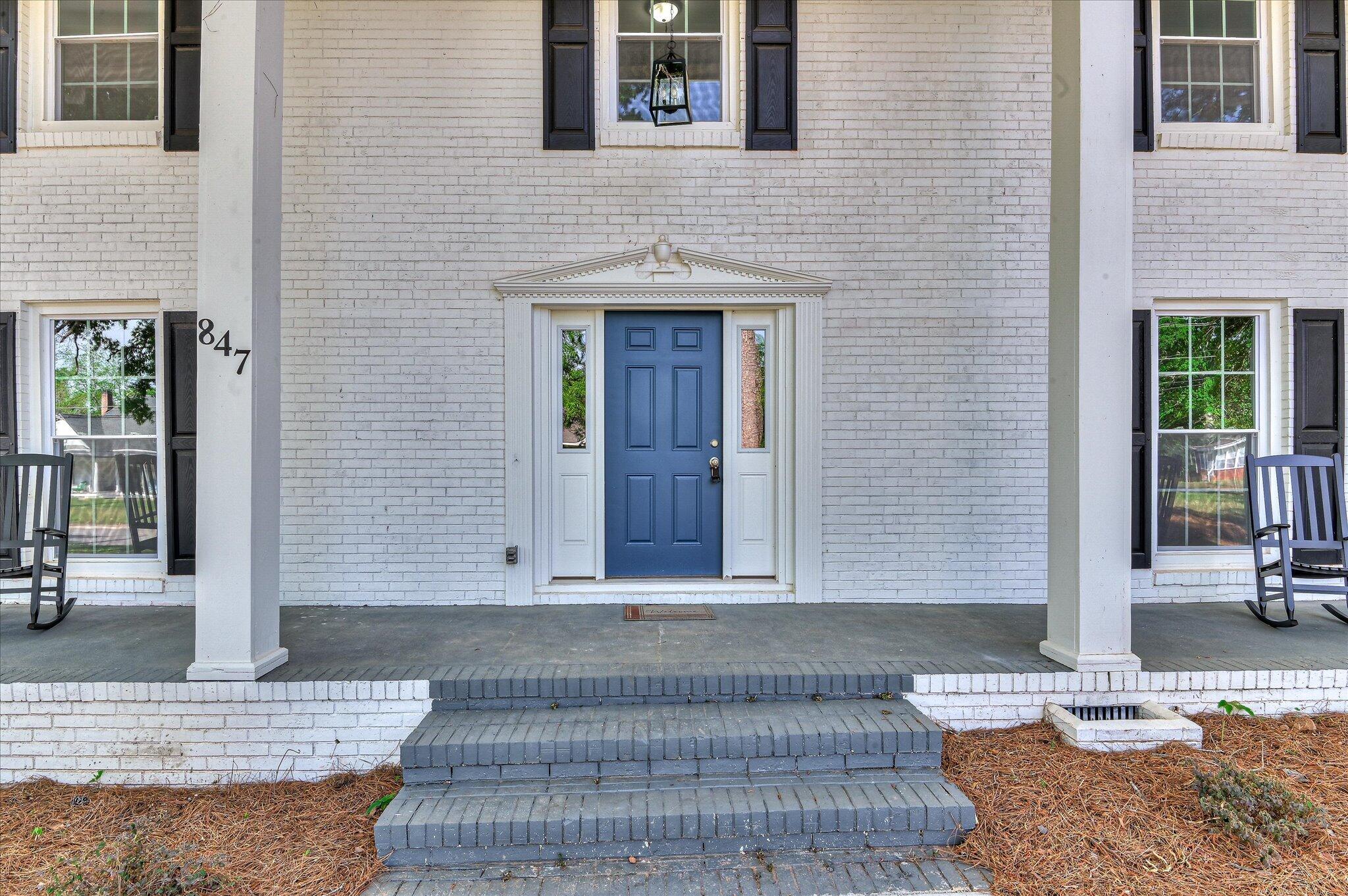 847 Hillcrest Street