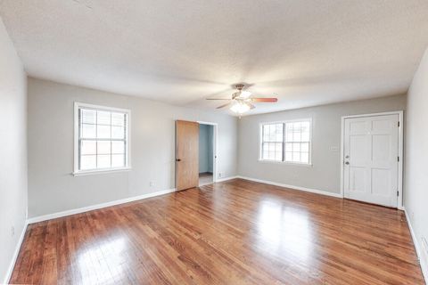 Tiny photo for 308 Columbus Avenue, North Augusta, SC 29841 (MLS # 220771)
