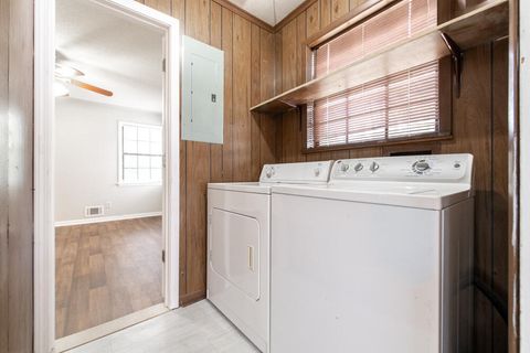 Tiny photo for 308 Columbus Avenue, North Augusta, SC 29841 (MLS # 220771)