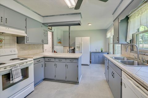 Tiny photo for 155 Garden Drive, Williston, SC 29853 (MLS # 218079)