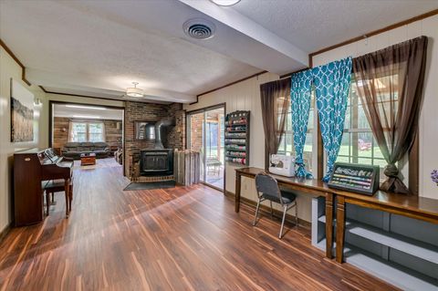 Tiny photo for 155 Garden Drive, Williston, SC 29853 (MLS # 218079)