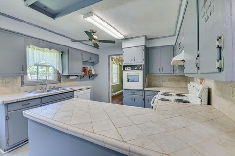 Tiny photo for 155 Garden Drive, Williston, SC 29853 (MLS # 218079)