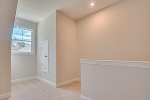 Tiny photo for 4 Belfast Court, North Augusta, SC 29860 (MLS # 217802)