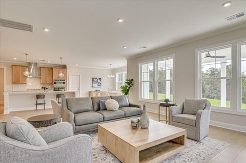 Tiny photo for 4 Belfast Court, North Augusta, SC 29860 (MLS # 217802)