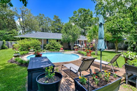 Tiny photo for 215 Barnard Avenue SE, Aiken, SC 29801 (MLS # 218011)