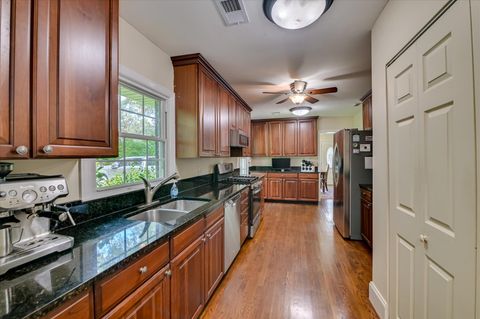 Tiny photo for 215 Barnard Avenue SE, Aiken, SC 29801 (MLS # 218011)