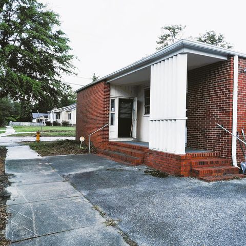 Tiny photo for 102 W Market Street, Timmonsville, SC 29161 (MLS # 217309)