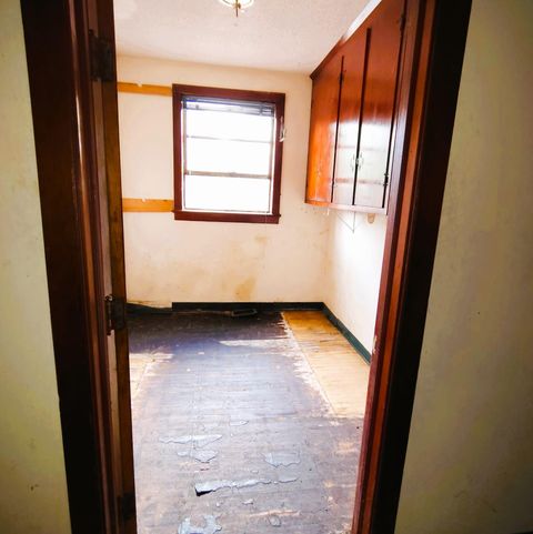 Tiny photo for 102 W Market Street, Timmonsville, SC 29161 (MLS # 217309)