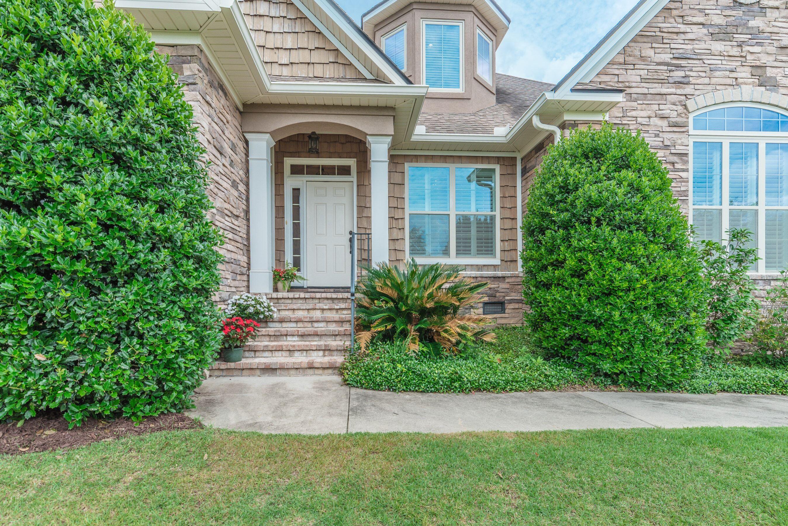 211 Twin Ponds Lane