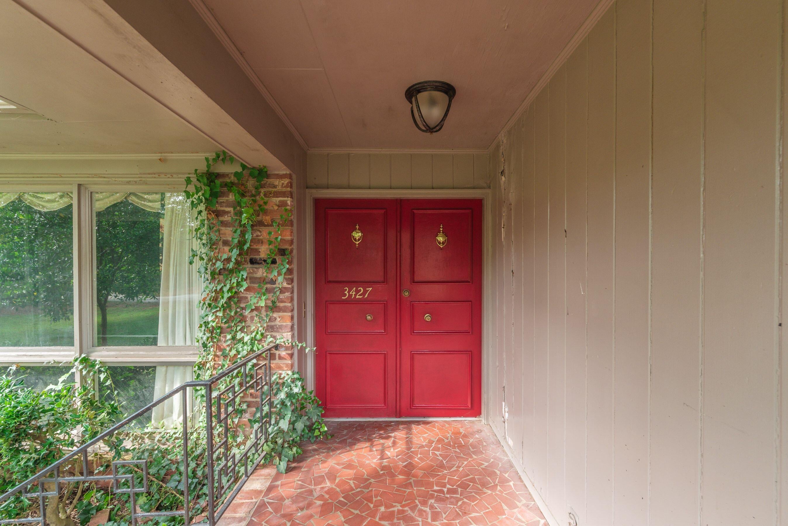 3427 Hall Drive