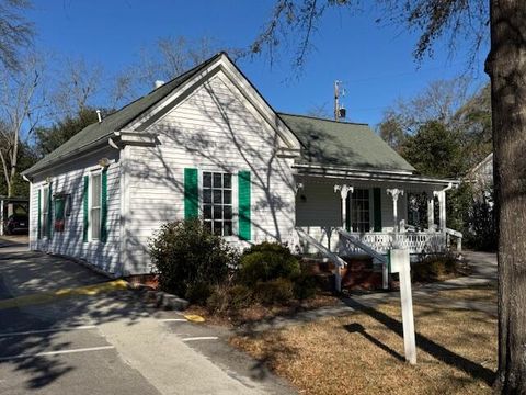 Photo of 333 Newberry Street NW, Aiken, SC 29801 (MLS # 221566)
