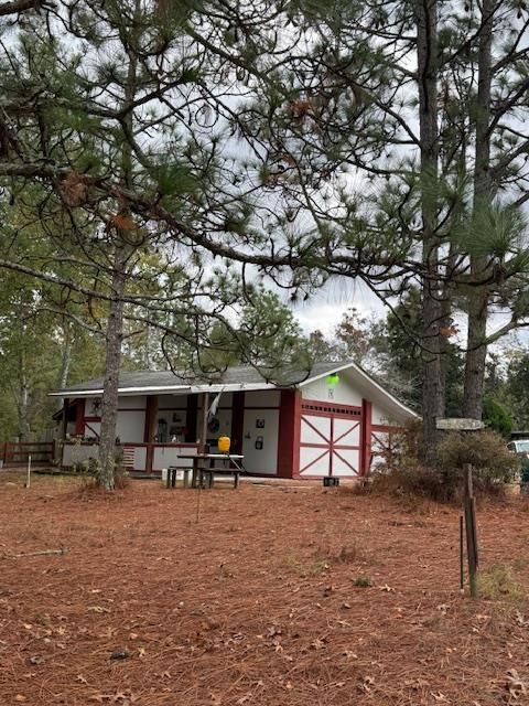 Photo of 609 / 613 Pine Grove Road, Batesburg-Leesville, SC 29070 (MLS # 220258) Photo of 609 / 613 Pine Grove Road, Batesburg-Leesville, SC 29070 (MLS # 220258)