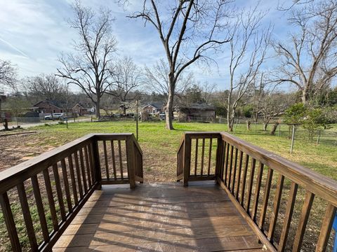 Tiny photo for 191 Mc Cary Street, Edgefield, SC 29824 (MLS # 222129)