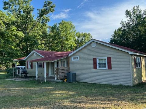 Tiny photo for 121 Atlantic Avenue, Barnwell, SC 29812 (MLS # 218308)