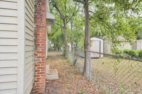 Tiny photo for 311 Abbeville Avenue NE, Aiken, SC 29801 (MLS # 217061)