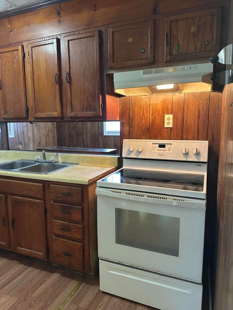 Tiny photo for 820 Parkwood Terrace, Allendale, SC 29810 (MLS # 218850)