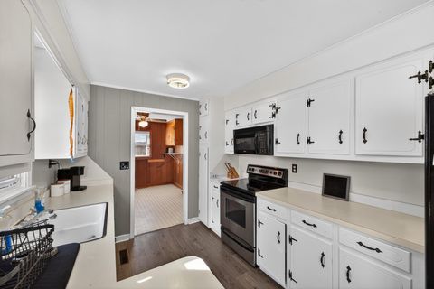 Tiny photo for 4462 Festival Trail Road, Wagener, SC 29164 (MLS # 222290)