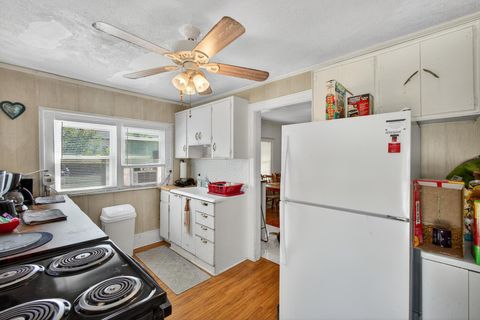 Tiny photo for 1104 Hampton Avenue NW, Aiken, SC 29801 (MLS # 219638)