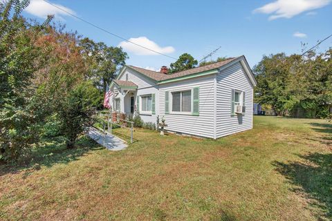 Tiny photo for 1104 Hampton Avenue NW, Aiken, SC 29801 (MLS # 219638)