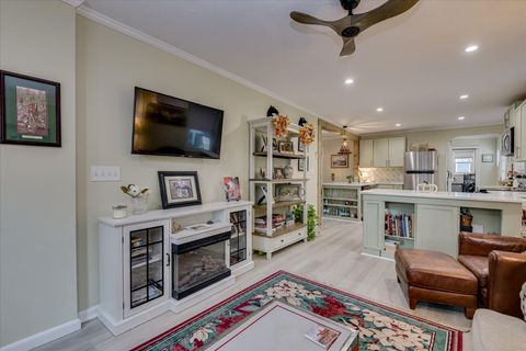 Tiny photo for 223 Charleston Street Street SE, Aiken, SC 29801 (MLS # 219938)