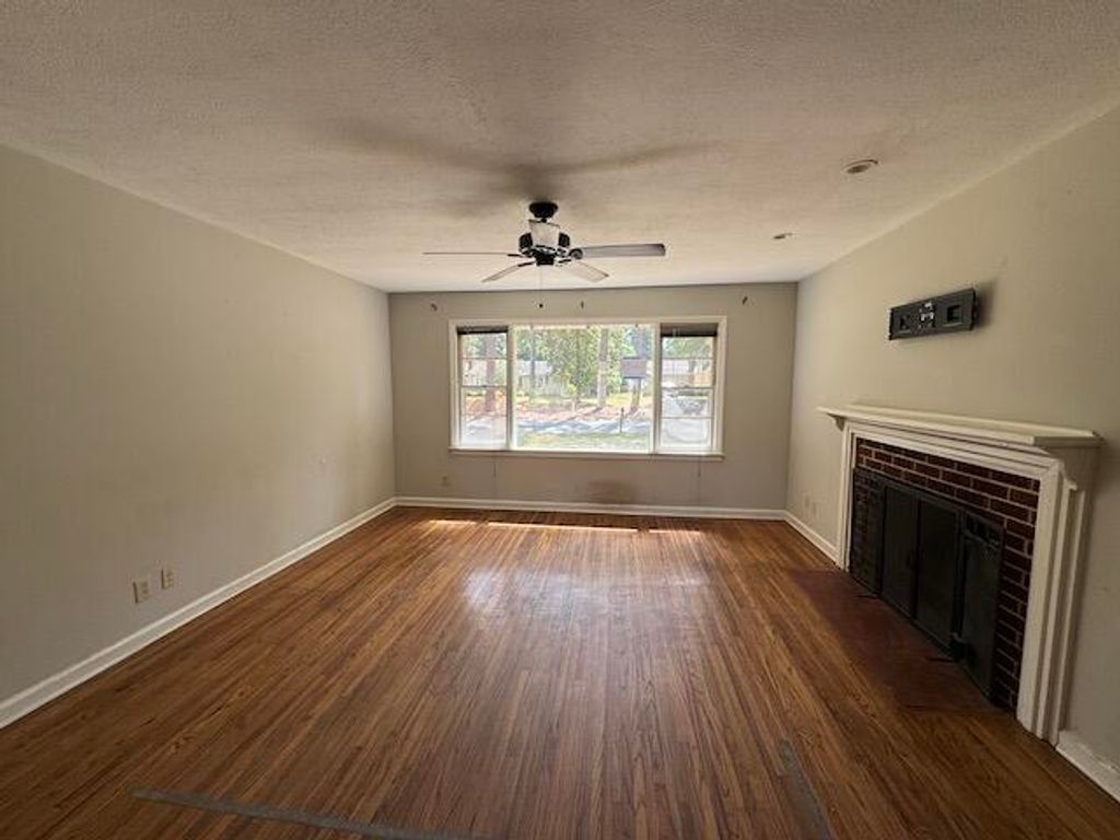 Photo for 1010 Hitchcock Drive SW, Aiken, SC 29803 (MLS # 220208)