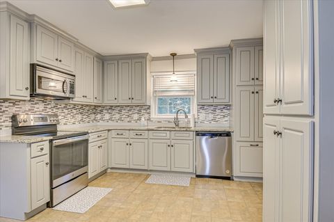 Tiny photo for 510 4th Street, Jackson, SC 29831 (MLS # 220076)
