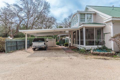 Tiny photo for 446 Laurens Street St NW, Aiken, SC 29801 (MLS # 215910)