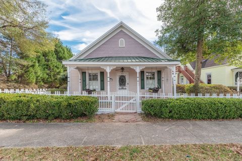 Photo of 446 Laurens Street St NW, Aiken, SC 29801 (MLS # 215910) Photo of 446 Laurens Street St NW, Aiken, SC 29801 (MLS # 215910)