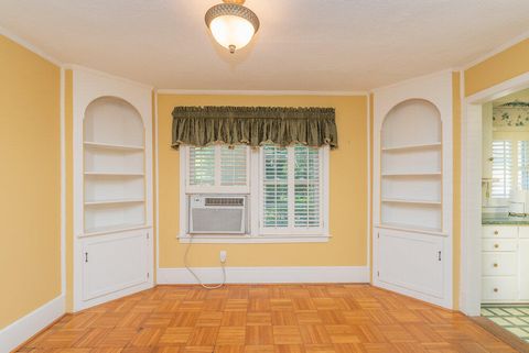 Tiny photo for 120 Nightingale Street, Barnwell, SC 29812 (MLS # 218611)