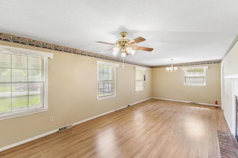 Tiny photo for 429 Donna Street, Williston, SC 29853 (MLS # 217419)