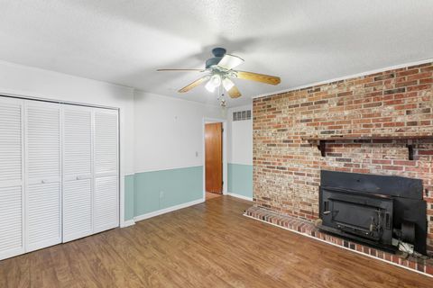 Tiny photo for 429 Donna Street, Williston, SC 29853 (MLS # 217419)