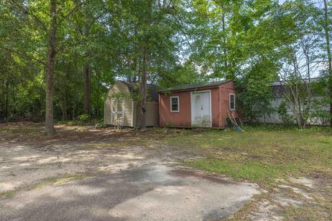 Tiny photo for 429 Donna Street, Williston, SC 29853 (MLS # 217419)