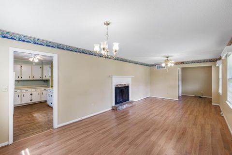 Tiny photo for 429 Donna Street, Williston, SC 29853 (MLS # 217419)